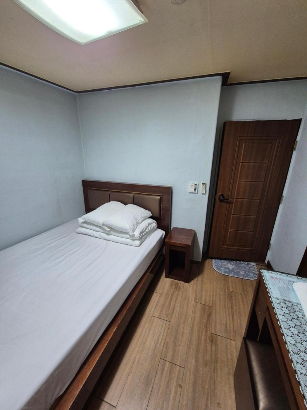 Joyful Stay Сеул Экстерьер фото